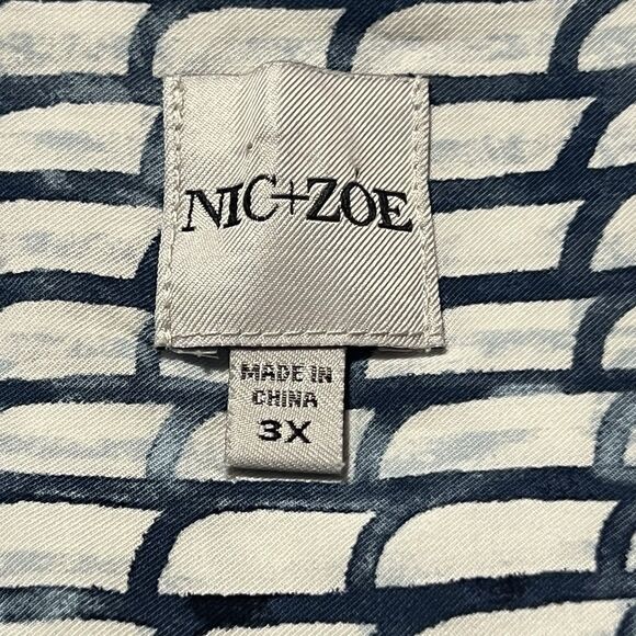 Nic + Zoe Womens Size 3X White Blue Sleeveless Pullover Top Blouse - Picture 5 of 5